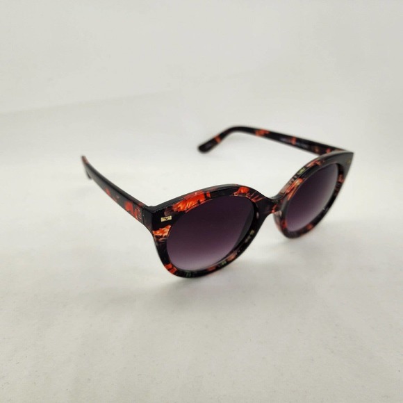 Pack of 7 Women\'s/Unisex Sunglasses Variety PRE-OWNED